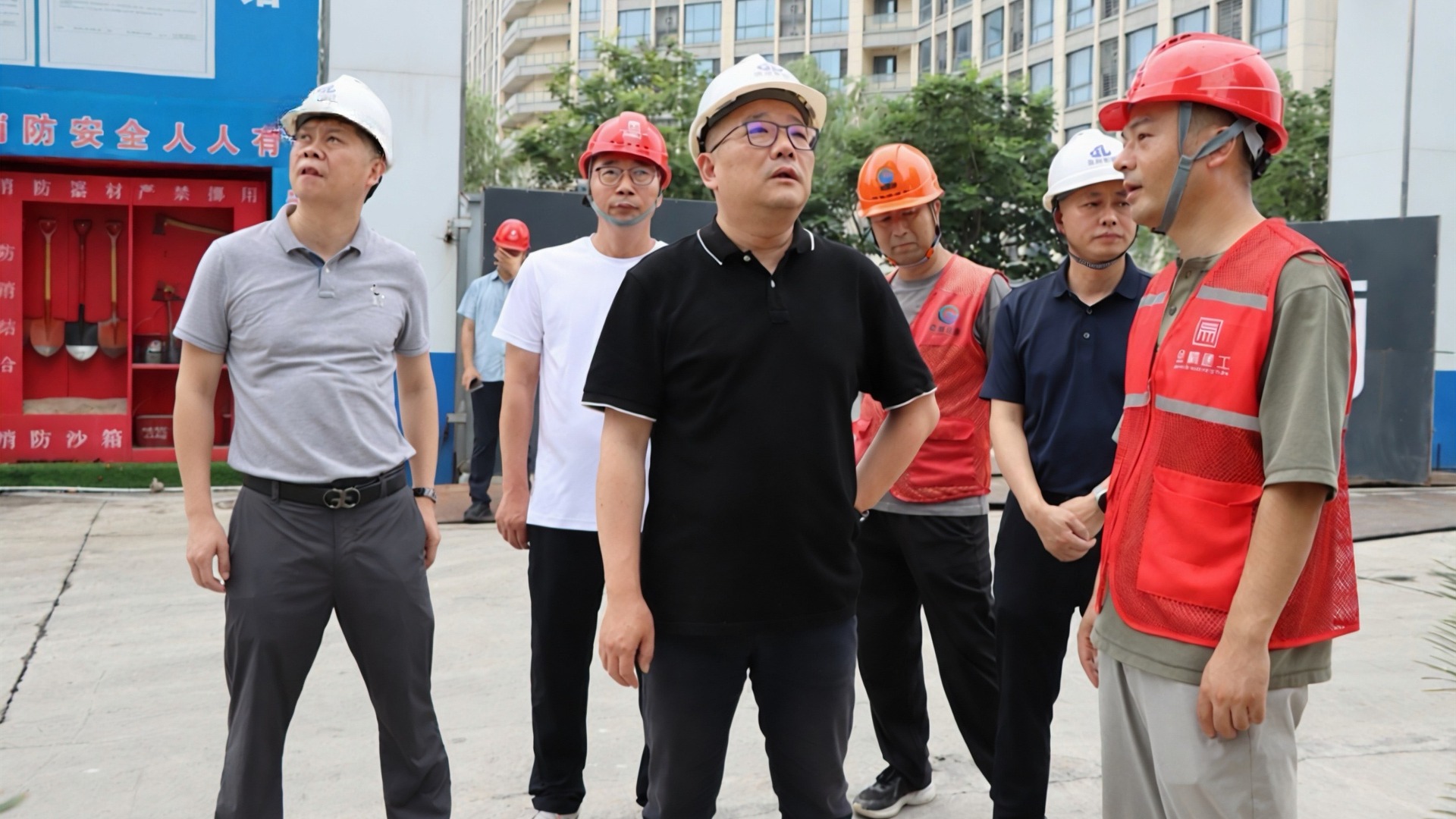 打好主动仗，守牢安全线 | 集团董事长周志刚带队检查防台防汛工作